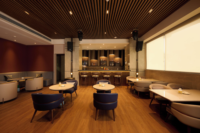 Bar (on property) 4, Riviera Sarovar Portico Pathankot, Pathankot