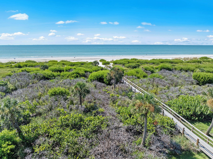 Room 2, Coming Soon Cyprina 2 Direct Water Views, Lee