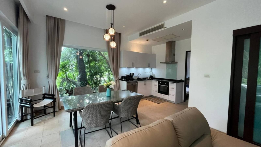 Living area 5, Beachfront and Pool 2 BR Apt- Celeena 870, Pulau Phuket