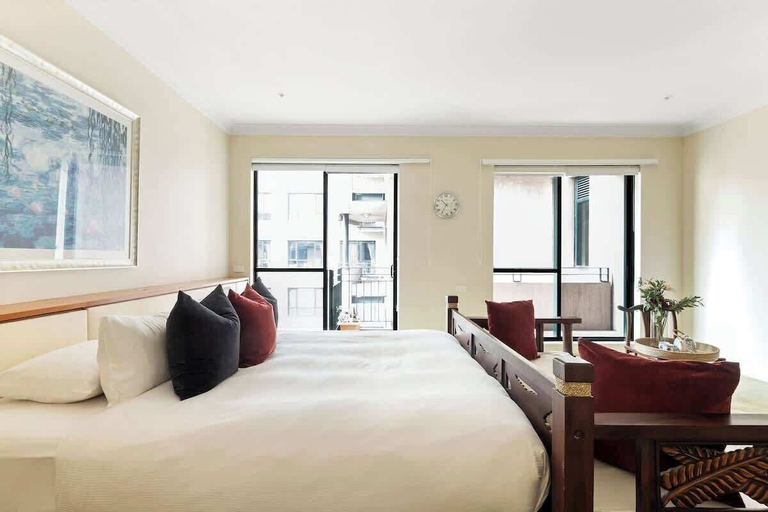 Interior 3, Stylish & Cozy 4BR Retreat With Free Parking, Melbourne