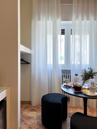 Room 3, Casa Almika Abate Gimma, Bari