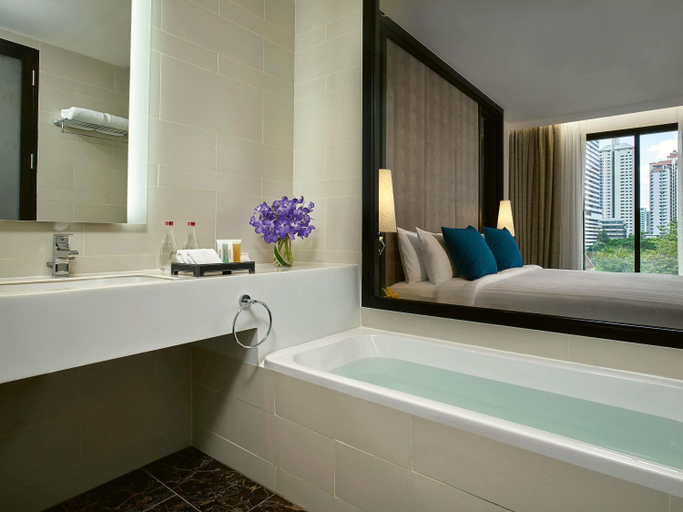 Movenpick Hotel Sukhumvit 15 Bangkok - Tap to explore photos