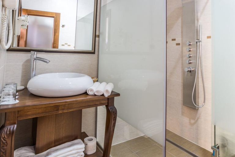 Bathroom 3, Hotel Noblesse Boutique, Sibiu