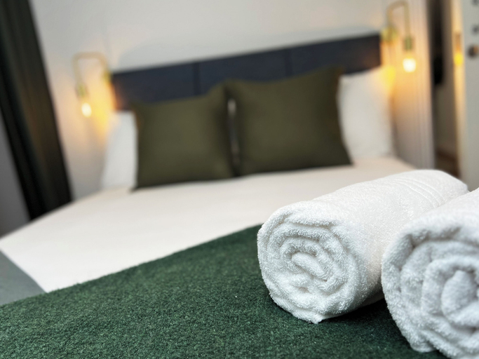 Room 4, Ocho Homes Lux By Eight Continents, Belfast, Belfast