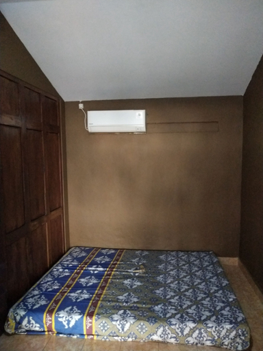 Zegan Homestay Room Type - Ekonomis Room