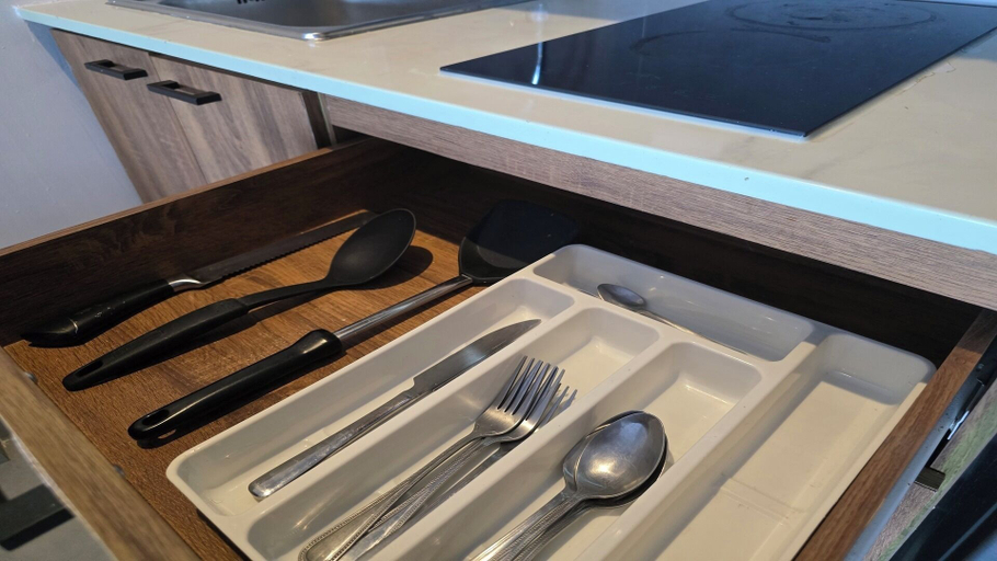 Private kitchen 4, Boutique Bliss 1BR T1-506, Pulau Phuket