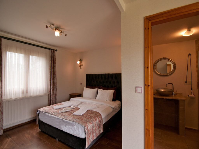 Room 2, Gizemli Nehir, Şile