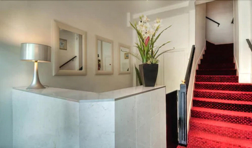 Public Area 3, Hotel Edgar Quinet, Paris
