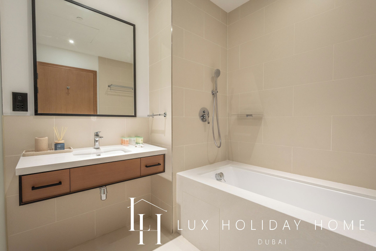 Bathroom 3, LUX  The Vida Marina Residence, Dubai