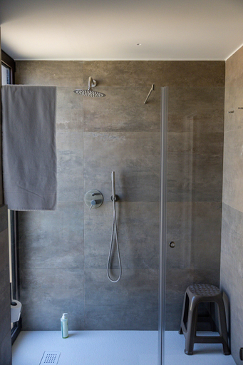 Bathroom 3, Poderi Arcangelo, Siena