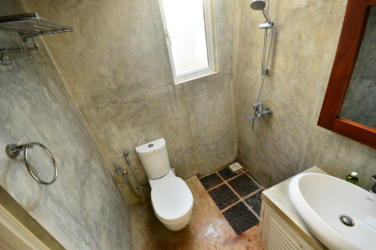 Bathroom 3, Gaalu Sulang, Hikkaduwa