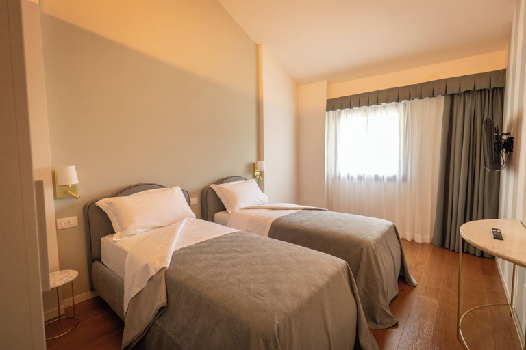 Room 3, Castello di Porcìa - Residence, Pordenone