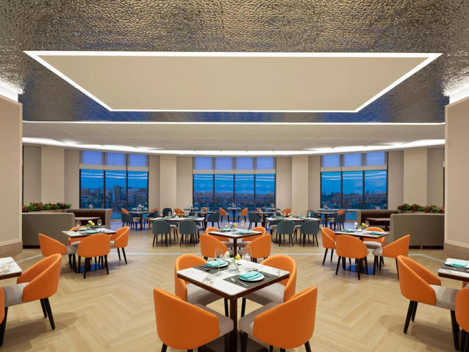 Restaurant 3, Crowne Plaza XIANGYANG FUCHUN LAKESIDE by IHG, Xiangfan
