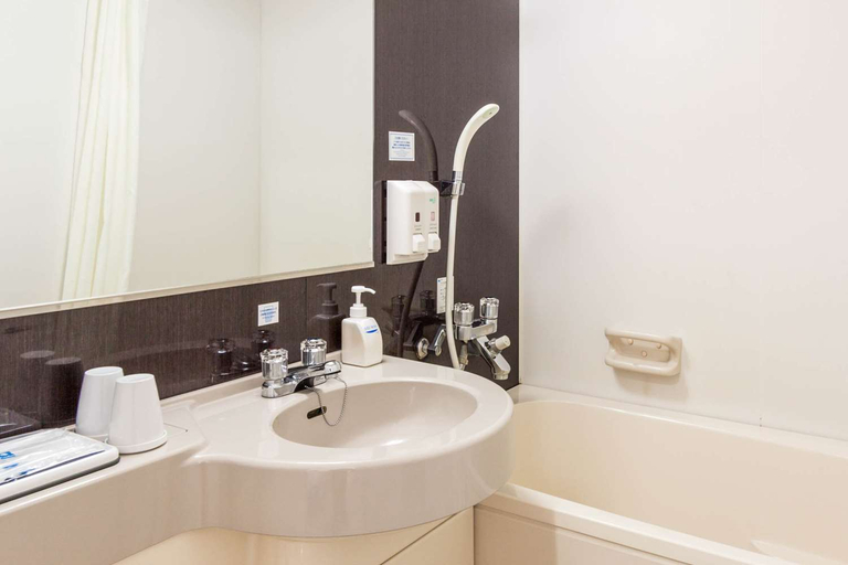 Bathroom 4, Comfort Hotel Kokura, Kitakyūshū