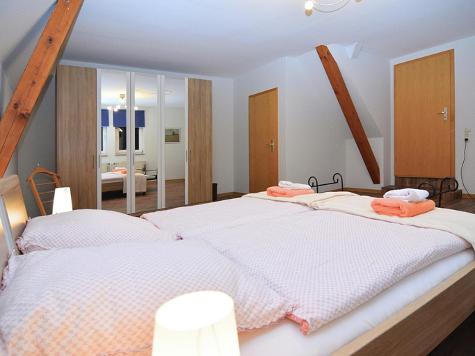 Bedroom 2, Wohnung in Battenberg nahe Winterberg Skigebiet, Waldeck-Frankenberg