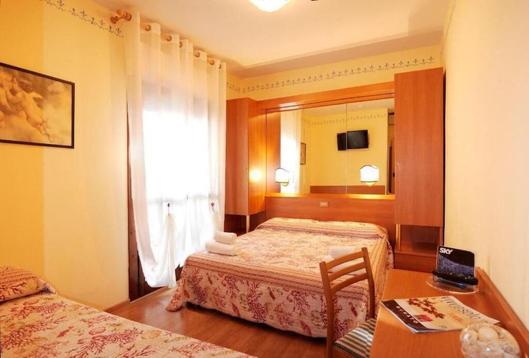 Others 3, Hotel Germania, Venezia