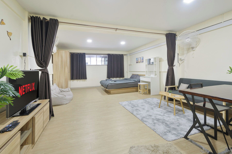 Room 4, Prism House Thonglor, Khlong Toey