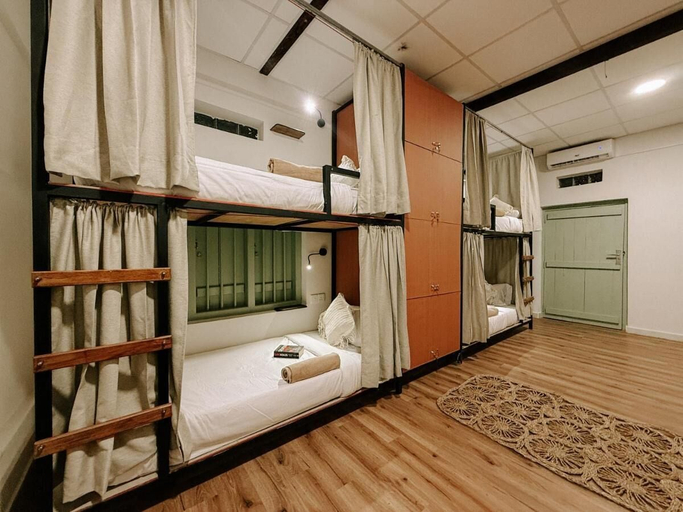 Room 4, Kickin' Surf Lodge, Weligama