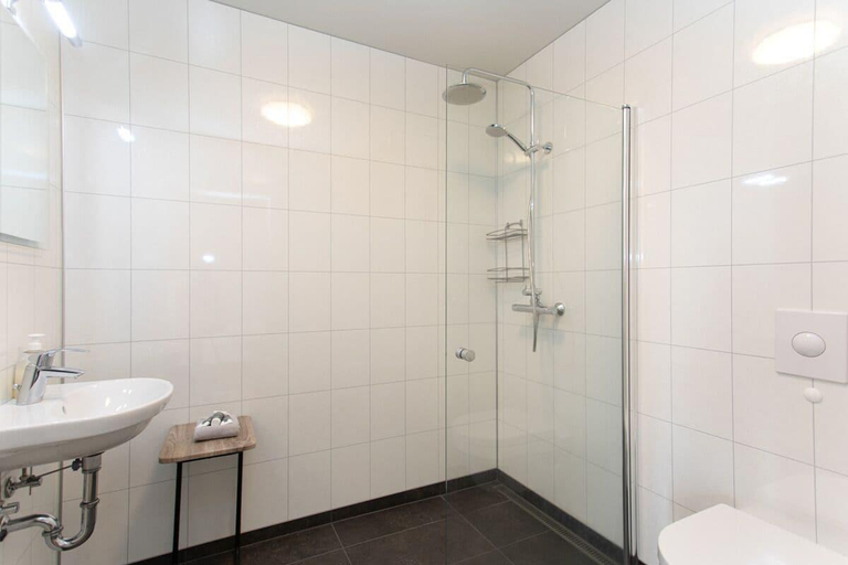 Bathroom 4, Guesthouse Flúðir - Grund, Hrunamannahreppur