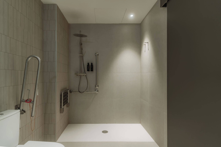 Bathroom 3, Design Suites by Olala Homes, Barcelona