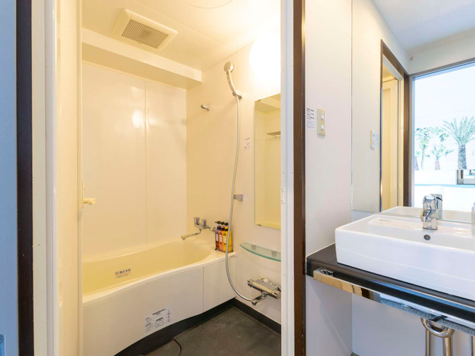 Bathroom 4, Comfort Inn Naha Tomari Port, Naha
