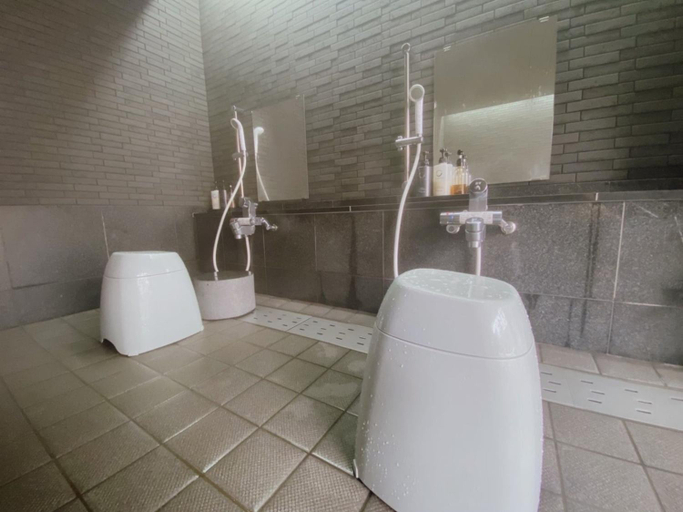 Bathroom, Harumiya Ryokan, Fukushima