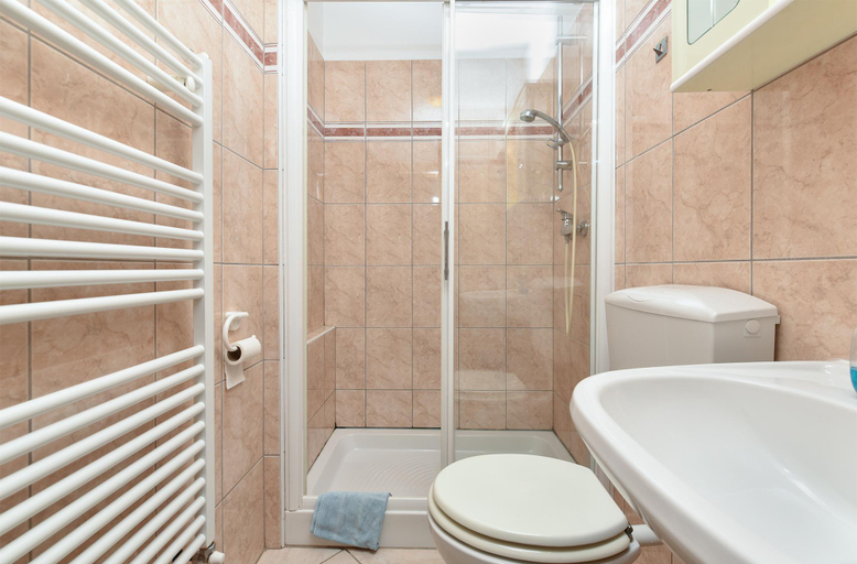 Bathroom 3, Apartment 1029, Fažana