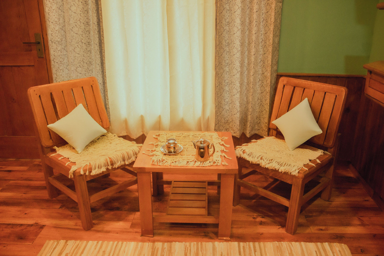 Room 2, Khaapus Home Naggar, Kullu