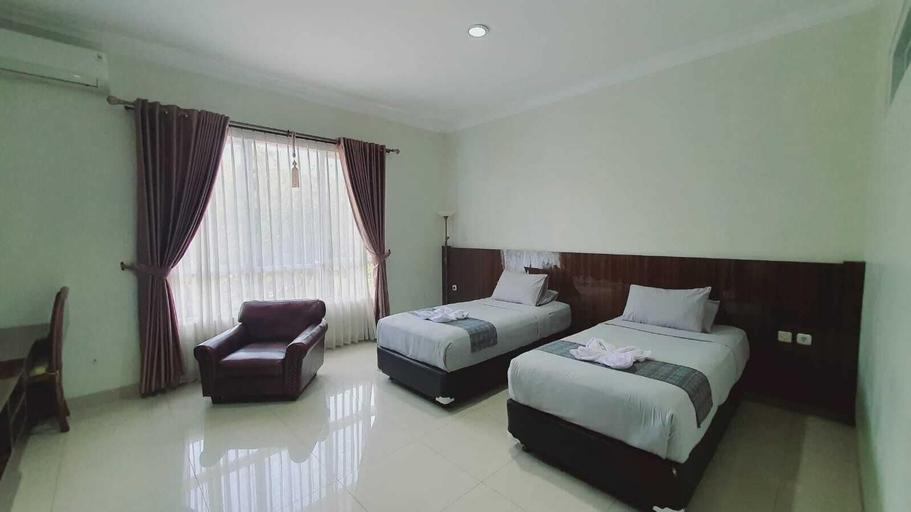 Bedroom 2, Aries Biru Hotel & Villa, Bogor