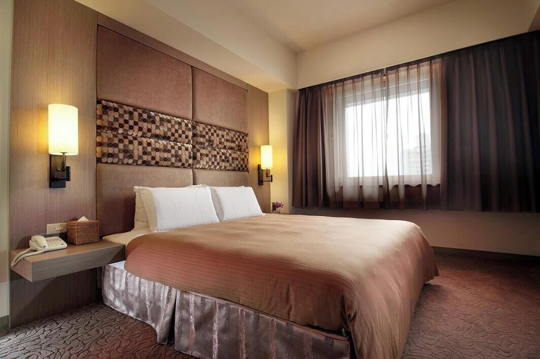Bedroom 3, Howard Civil Service International House, Taipei City
