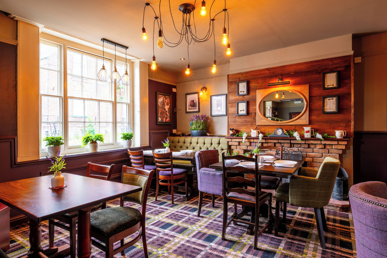 Food & Drinks 4, The Bell Hotel, Lincolnshire