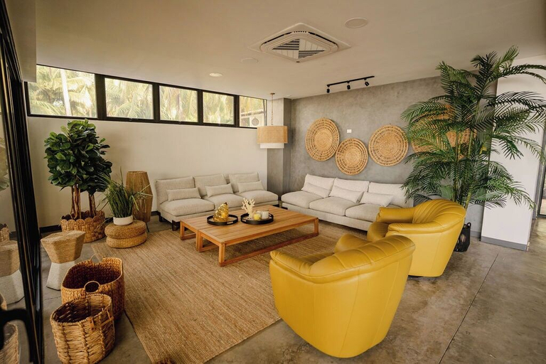 Lobby sitting area, Cardedeu Residence Cangrejera, La Libertad