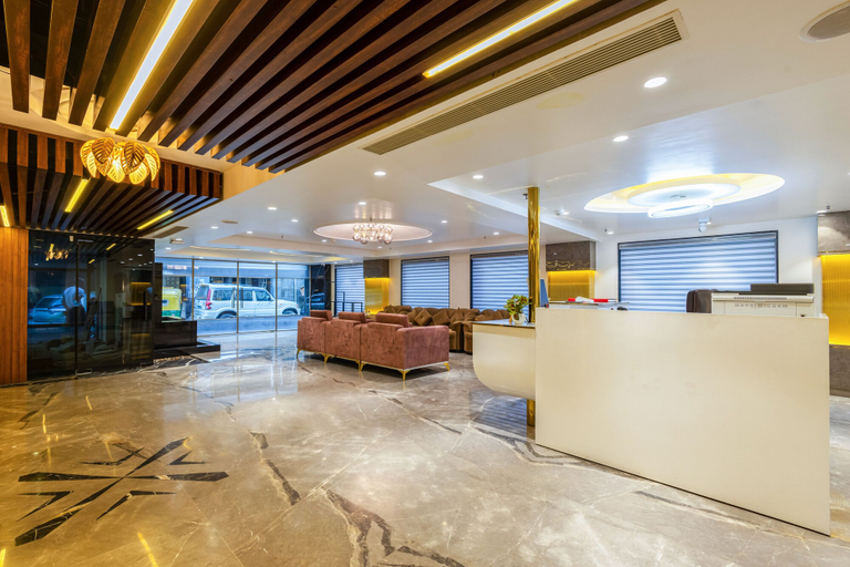 Lobby 2, The Bella Express, Delhi