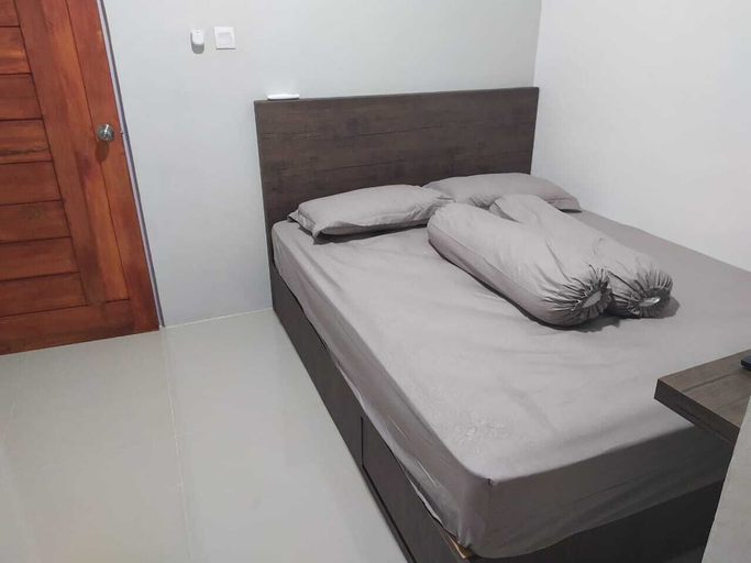 Bedroom, Room at Josapa Guest House, Batam