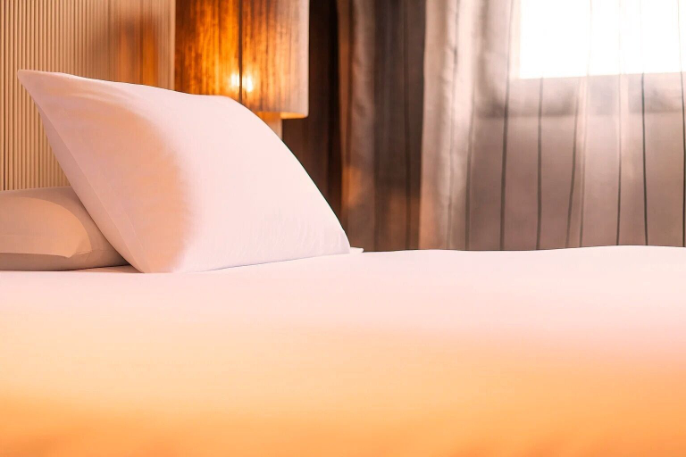 Room 3, Bravo Hotel, n.a351