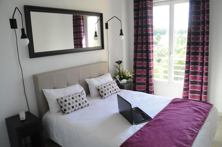 Bedroom 3, Nemea Appart'hotel Green side Biot Sophia Antipolis, Alpes-Maritimes