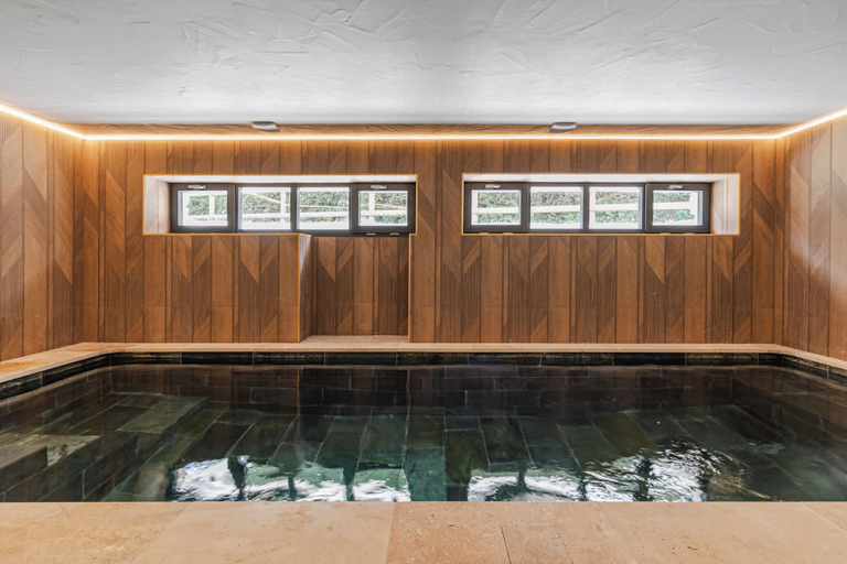 Pool, L'Écrin, Haute-Savoie