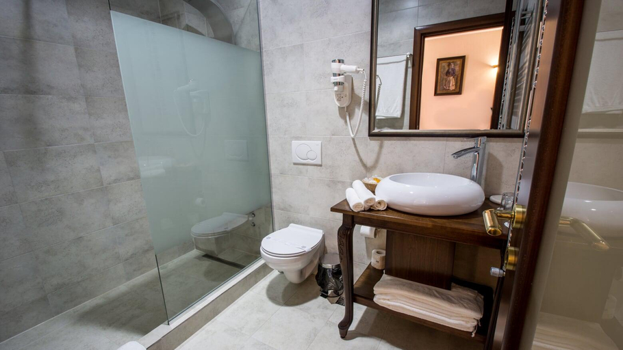 Bathroom 3, Hotel Noblesse Boutique, Sibiu