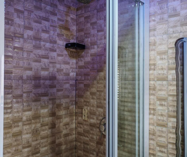 Bathroom 4, Olu Guest Lodge, Ekurhuleni