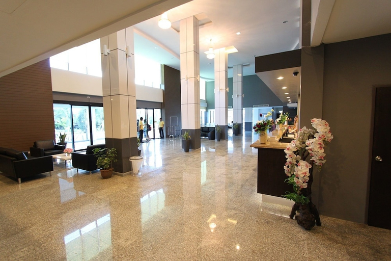 Public Area 2, S Tara Grand Hotel, Muang Surat Thani