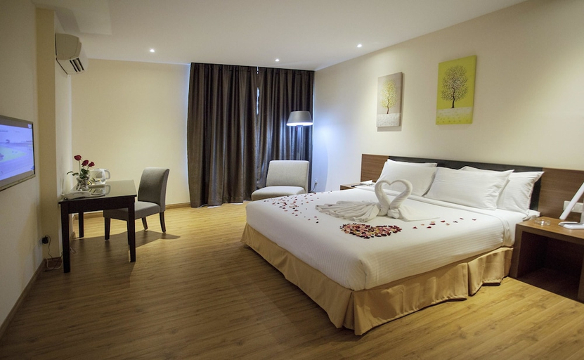 Bedroom 3, Cathayana Hotel, Kuantan