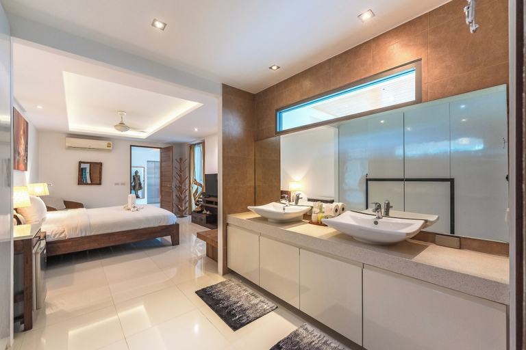 Room 2, 3BR Retreat Sea View V210, Pulau Phuket