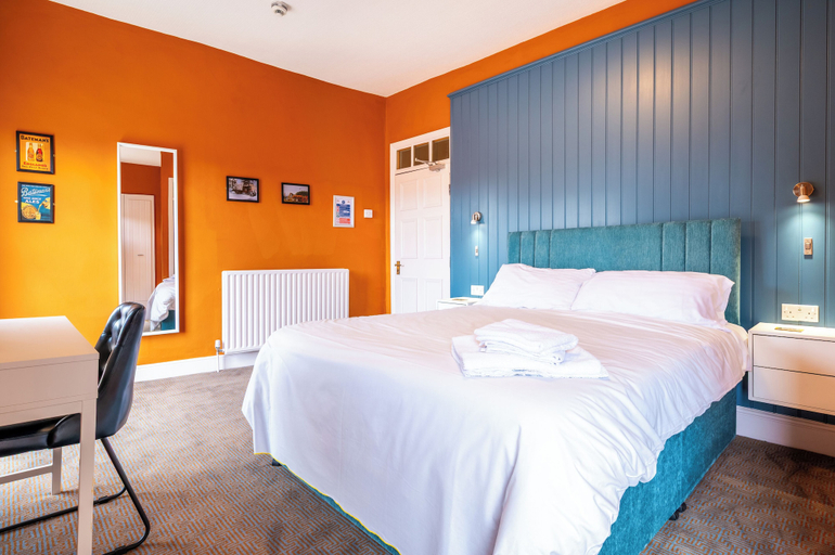 Bedroom 5, The Bell Hotel, Lincolnshire