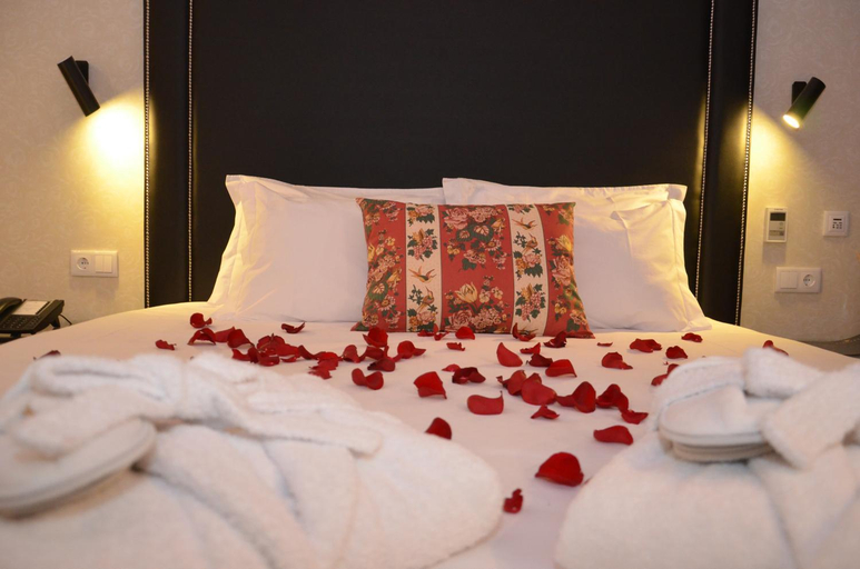 Bedroom 3, LISOTEL - hotel & spa., Leiria