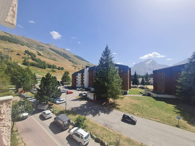 5, Equipped Apartment in Center, Isère