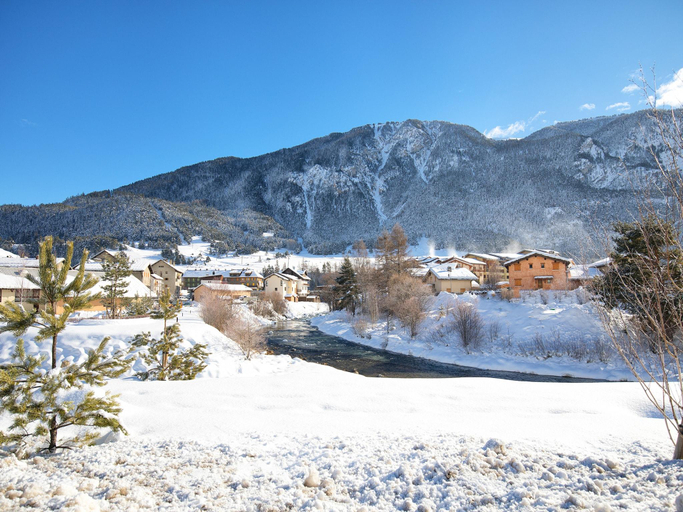 2, Apartment with parking in Val Cenis, Savoie
