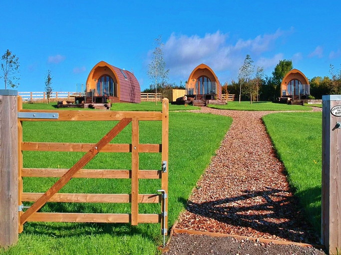 2, Glamping Pod in Yorkshire Wolds near York, North Yorkshire