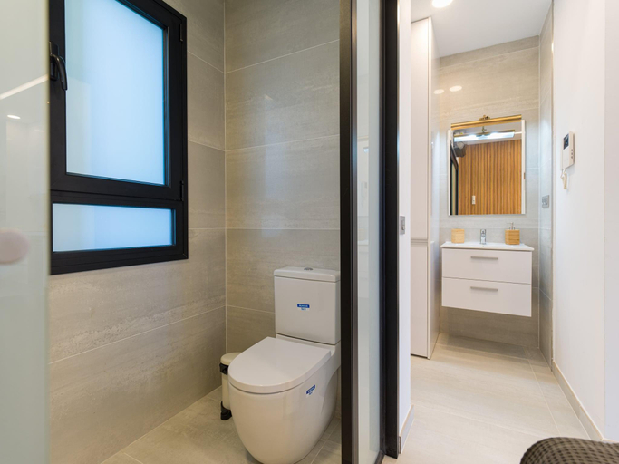 Bathroom 3, Apartment in Las Palmas by Playa de Las Canteras, Las Palmas