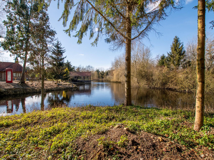 2, Cottage on Private Island in Cambridgeshire, Cambridgeshire