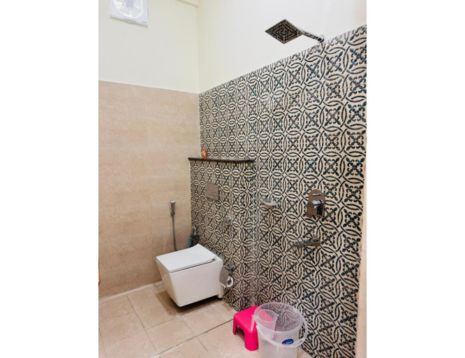 Bathroom, Hotel Riyansh, Rudraprayag